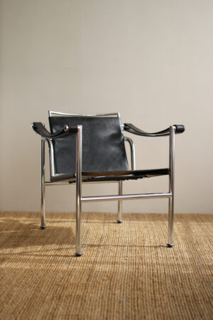 LC1 Le Corbusier Lounge Chair